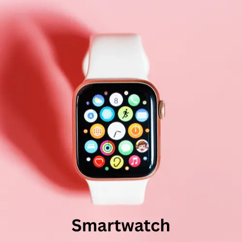 Thoughtful Gifts for Boyfriend: 25 Meaningful Ideas That Show How Much You Care 12 Smartwatch